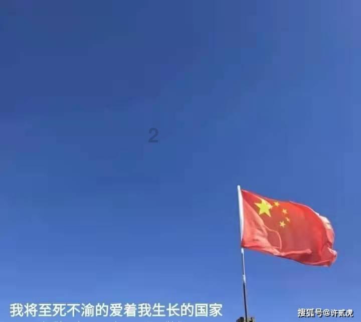 极具布依族特色的漩涡纹，隐喻着布依族对于水这以万物之源的崇敬